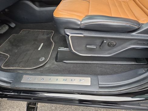 Used 2024 Ford F250 Platinum w/ Tremor Off-Road Package image 19