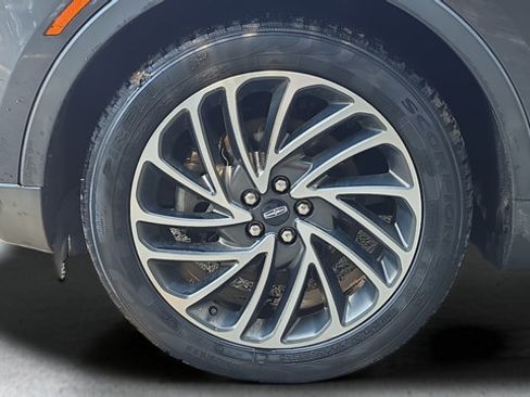 Used 2020 Lincoln Nautilus Reserve AWD/4WD image 20