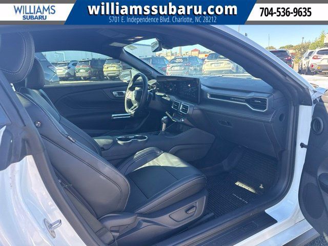 Used 2026 Ford Mustang GT Premium RWD image 13