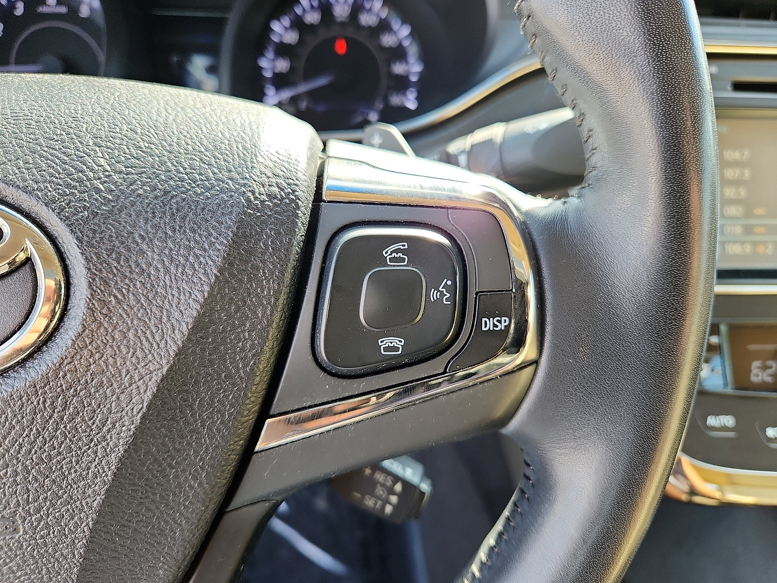 Used 2015 Toyota Avalon XLE Touring FWD image 22