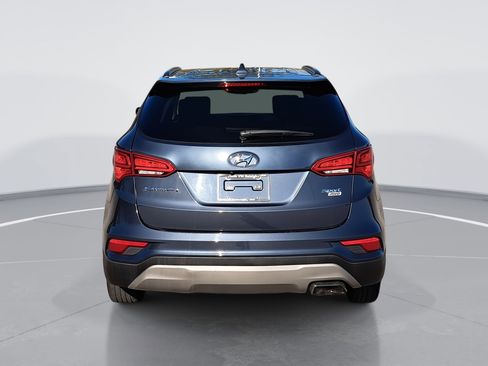 Used 2017 Hyundai Santa Fe Sport image 4