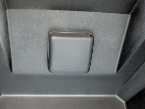 Used 2026 Chevrolet Colorado LT AWD/4WD image 28