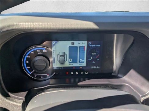 Used 2024 Ford Bronco Everglades image 10