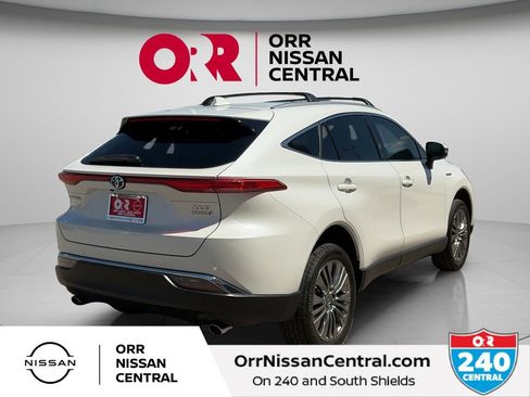 Used 2021 Toyota Venza XLE AWD/4WD image 5