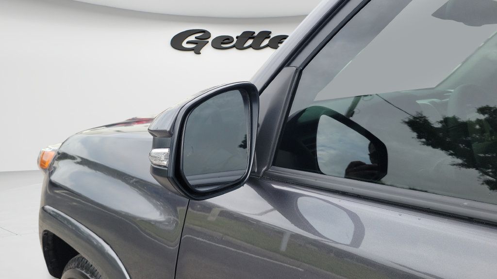 Used 2023 Toyota 4Runner SR5 Premium w/ Moonroof Package AWD/4WD image 11