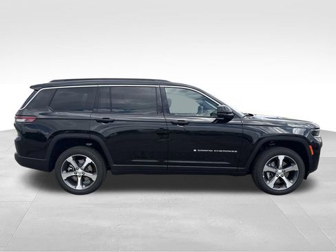 New 2026 Jeep Grand Cherokee L Limited AWD/4WD image 2