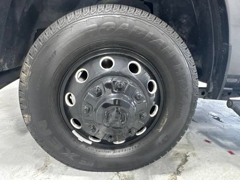Used 2024 RAM 3500 Laramie w/ Night Edition AWD/4WD image 11