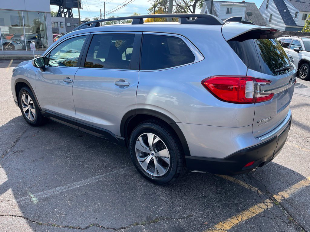 Certified 2024 Subaru Ascent Premium w/ Convenience Package AWD/4WD image 6