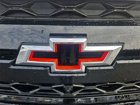 Certified 2026 Chevrolet Colorado ZR2 w/ Technology Package image 32