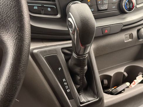 Used 2024 Ford Transit 250 Low Roof w/ Exterior Upgrade Package image 25