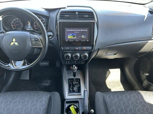 Used 2021 Mitsubishi Outlander Sport SE FWD image 11