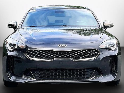 Used 2020 Kia Stinger GT-Line w/ Sun & Sound Package RWD image 3