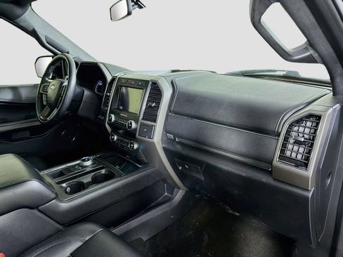 Used 2020 Ford Expedition Max XLT w/ Equipment Group 202A RWD image 33