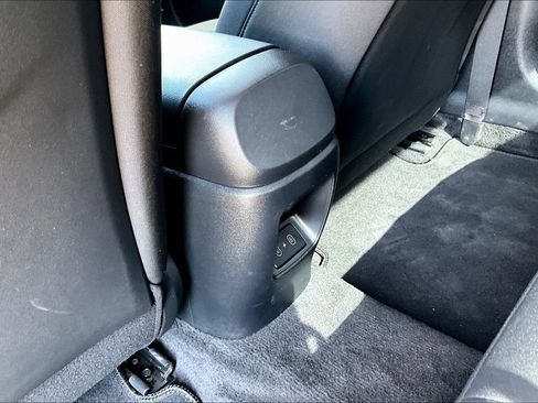 Used 2024 Hyundai Elantra SE image 11