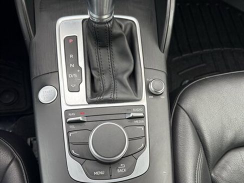 Used 2016 Audi A3 e-tron Premium image 12