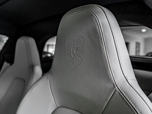 Certified 2024 Porsche 911 Targa 4S image 18