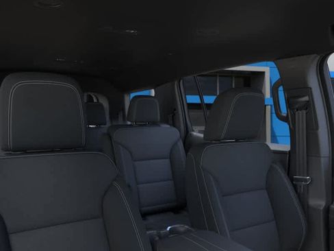 New 2027 Chevrolet Traverse LT w/ Driver Confidence Package FWD image 24