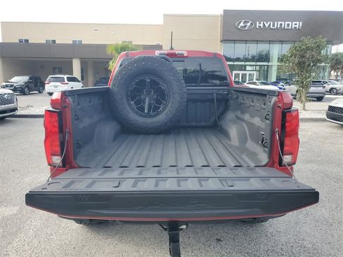 Used 2025 Chevrolet Colorado ZR2 w/ ZR2 Bison Edition image 11
