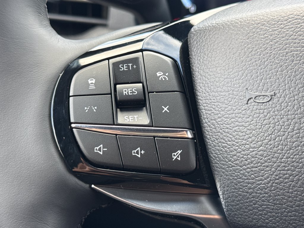 New 2027 Ford Explorer Platinum RWD image 22