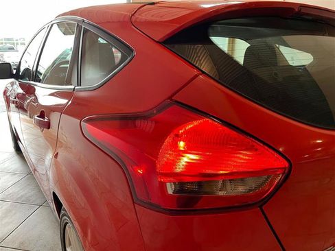 Used 2015 Ford Focus SE FWD image 80