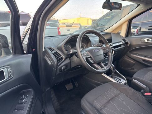 Certified 2019 Ford EcoSport SE image 6