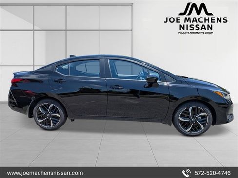 New 2025 Nissan Versa SR w/ Trunk Package image 6