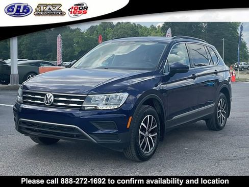 Used 2021 Volkswagen Tiguan SE FWD image 3