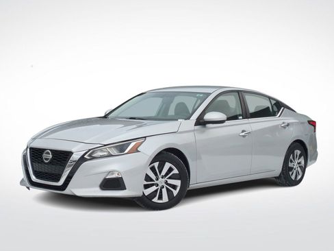 Used 2020 Nissan Altima 2.5 S image 1