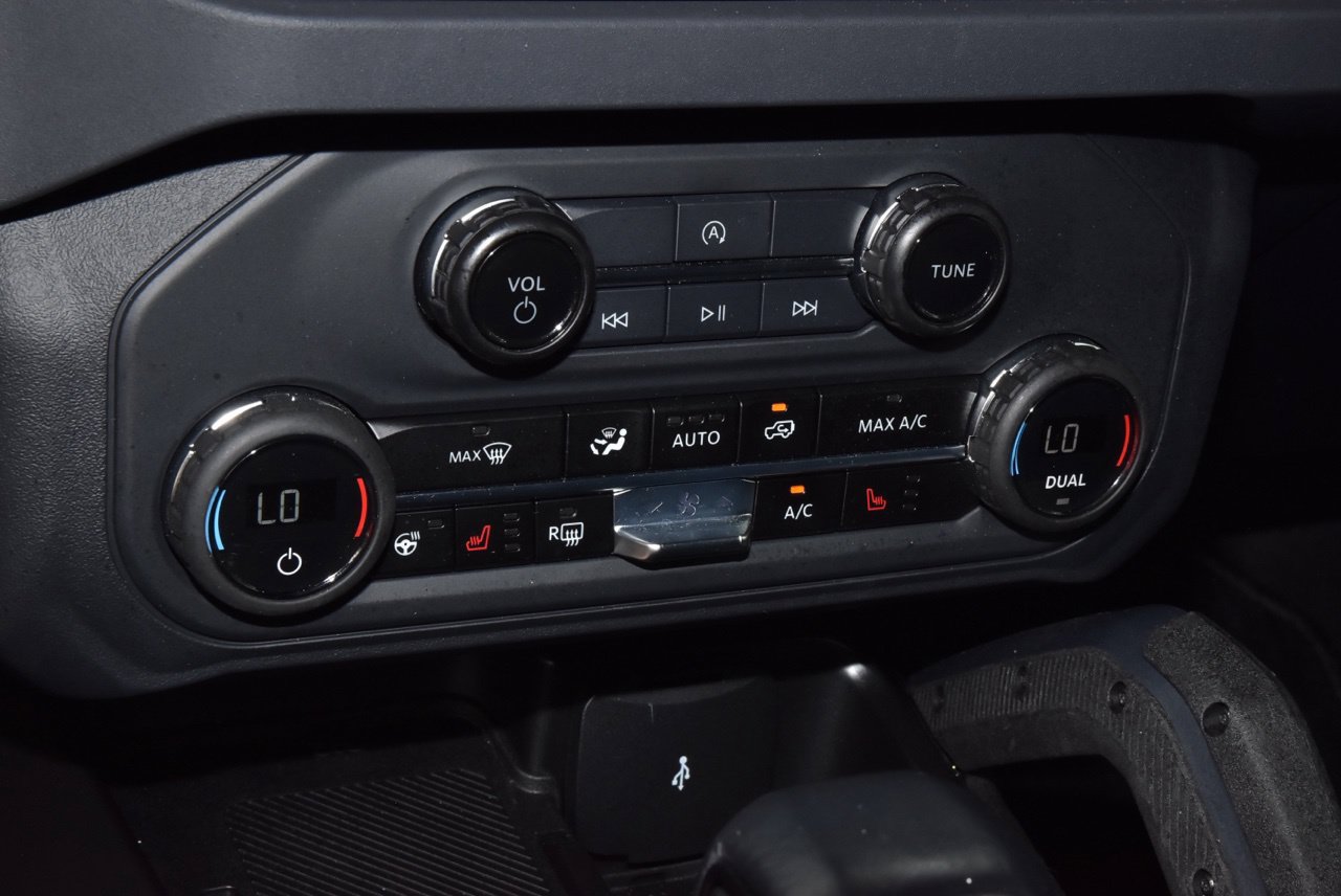 Used 2025 Ford Bronco Badlands AWD/4WD image 31