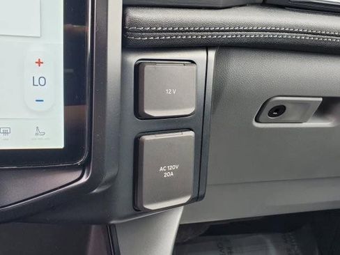 New 2025 Ford F150 Lightning Flash AWD/4WD image 31