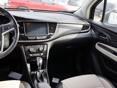 Used 2020 Buick Encore Preferred image 11