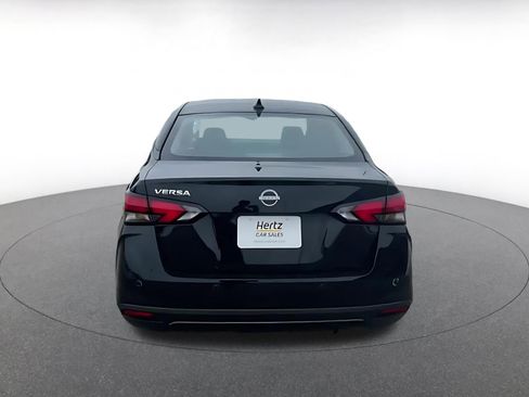 Used 2025 Nissan Versa SV image 12