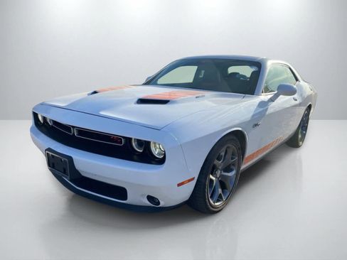 Used 2015 Dodge Challenger R/T Plus RWD image 1