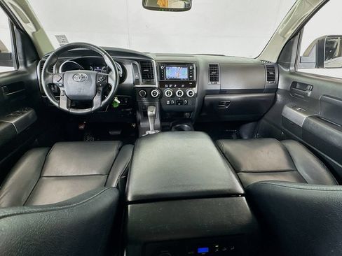 Used 2019 Toyota Sequoia TRD Sport w/ TRD Sport Premium Package AWD/4WD image 33