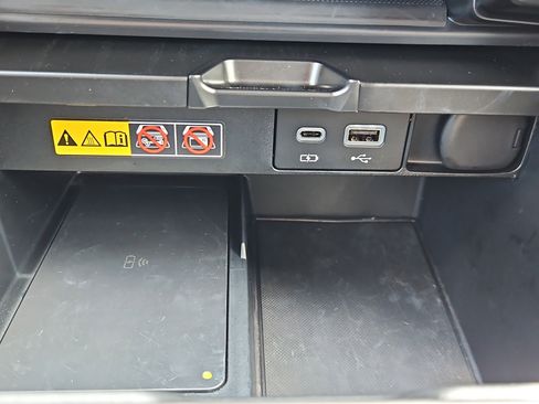 Used 2024 Lexus RX 450h AWD w/ Luxury Package image 24