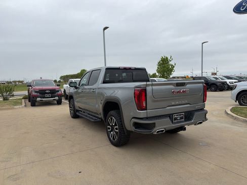 Used 2023 GMC Sierra 1500 AT4 w/ Technology Package image 3