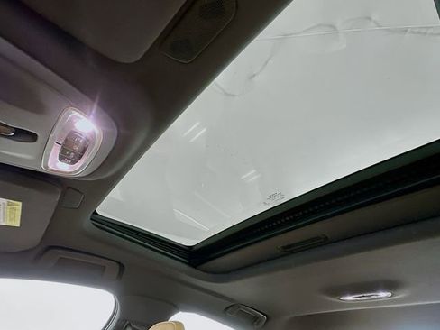 Used 2017 Volvo S90 T6 Momentum w/ Vision Package image 23