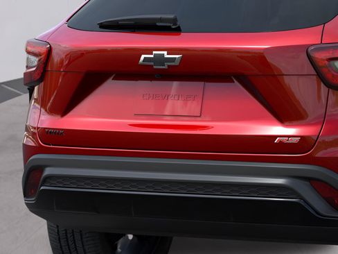 New 2026 Chevrolet Trax RS w/ Sunroof Package image 14