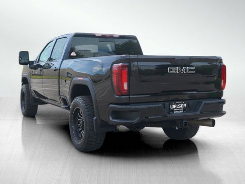 Used 2023 GMC Sierra 2500 AT4 w/ AT4 Preferred Package AWD/4WD image 3