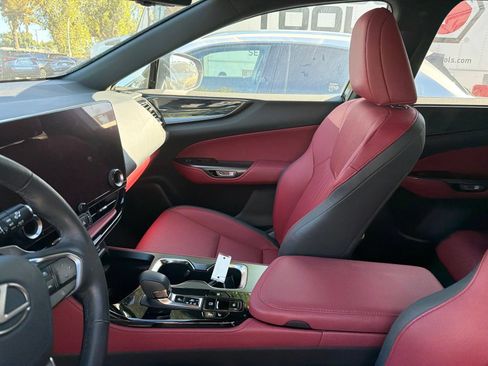 Used 2024 Lexus NX 350h AWD w/ Vision Package image 7