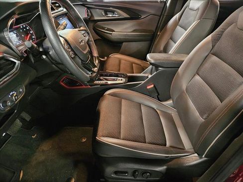 Used 2022 Chevrolet TrailBlazer RS w/ Sun and Liftgate Package image 16