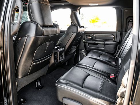 Used 2019 RAM 3500 Limited image 35