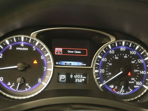 Used 2017 INFINITI QX60 Luxe w/ Deluxe Technology Package image 8