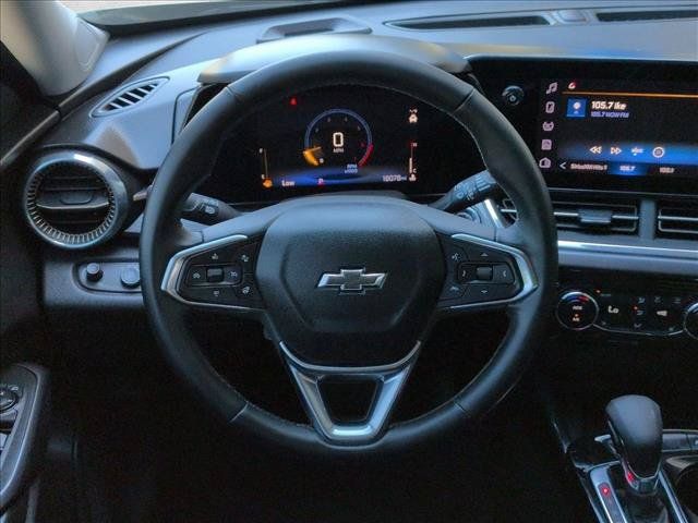 Certified 2024 Chevrolet Trax ACTIV w/ Sunroof Package FWD image 14