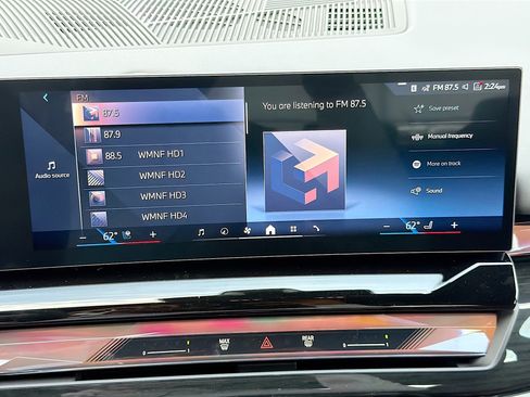 New 2026 BMW i5 eDrive40 image 32