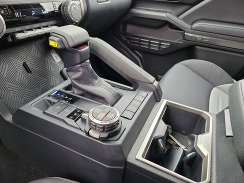 New 2026 Toyota Tacoma TRD Off-Road image 29