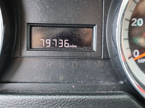 Used 2019 Dodge Grand Caravan SXT FWD image 27