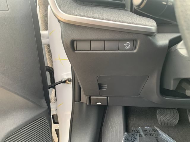 New 2026 Nissan Kicks SV w/ Cold Weather Package FWD image 30