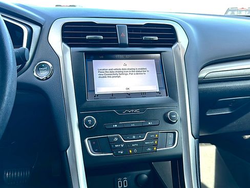 Used 2019 Ford Fusion SE w/ Equipment Group 151A image 31