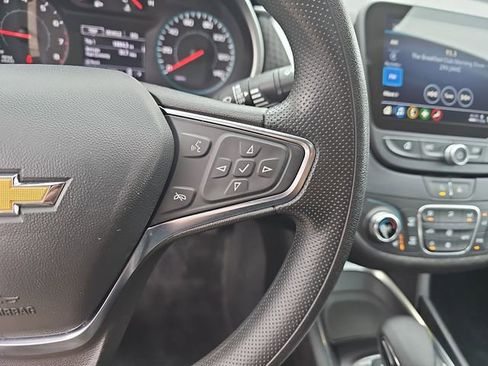 Used 2025 Chevrolet Malibu LT image 18